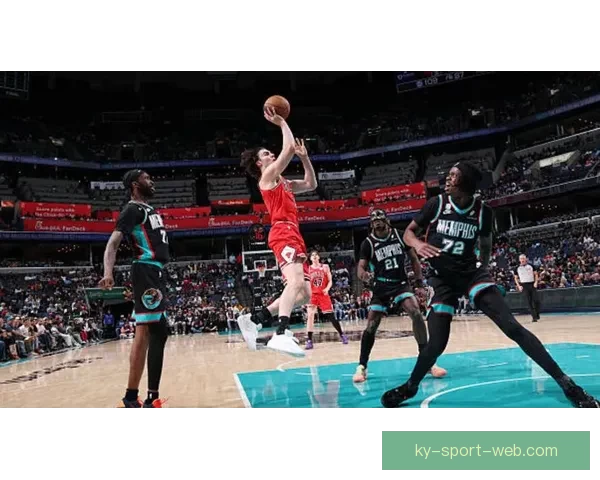 考沃德砍下24分助灰熊险胜公牛 吉迪三双难改败局 考沃德砍下24分助灰熊险胜公牛 吉迪三双难改败局